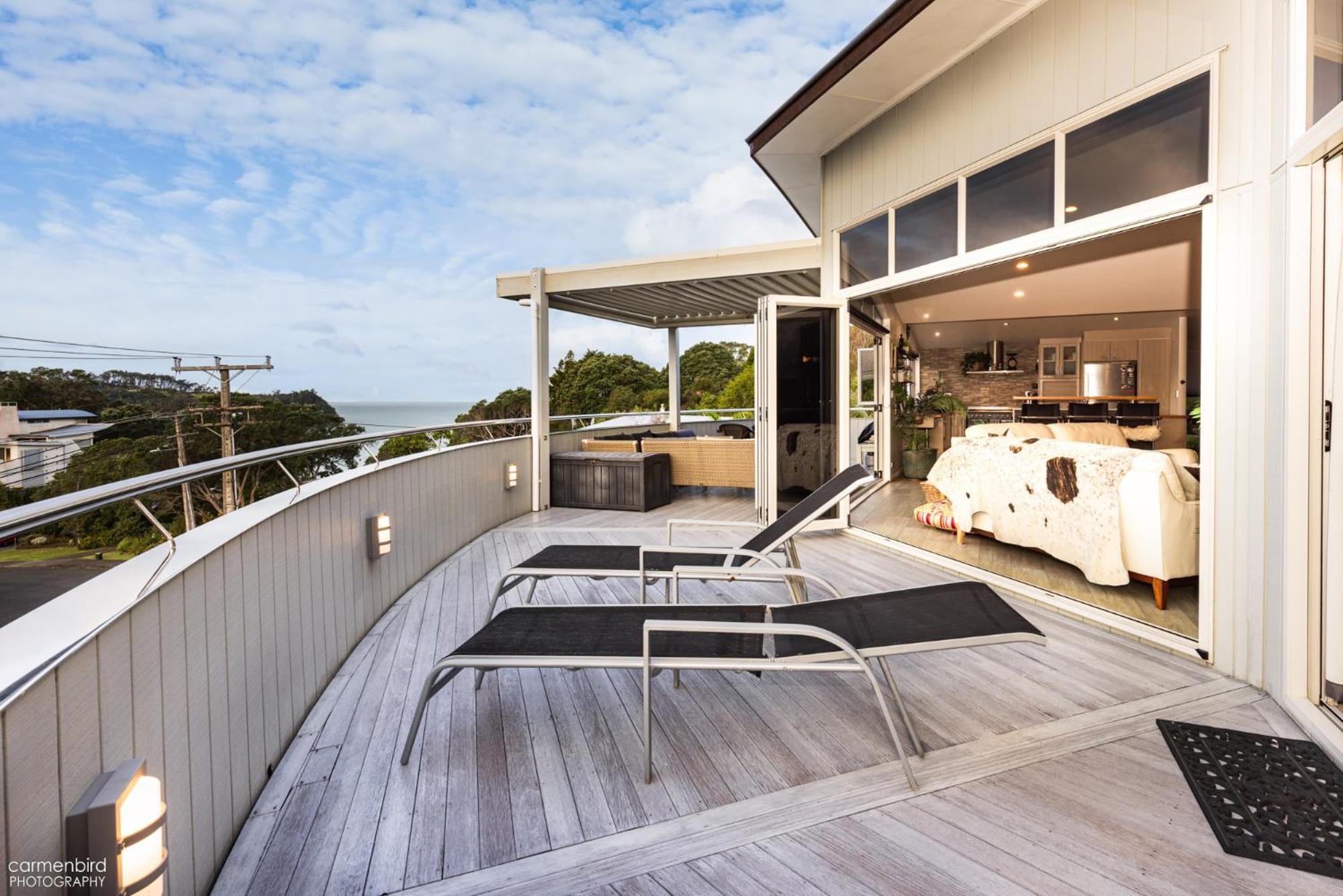 Funky Beach House With Sea And Country Views Orewa Exterior photo